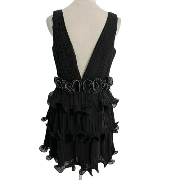 NEW Ieena for Mac Duggal Size 8 PLEATED TIERED RUFFLE MINI DRESS $338 - Picture 8 of 13